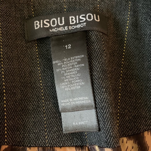 Fancy Blazer - Picture 3 of 6